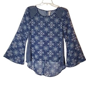 Red Camel women's medium geometric print pullover tunic. 577